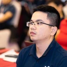 短短一年半，业务滚滚来，这位税官出身的律师，做对了什么？