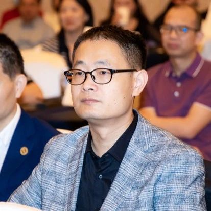 公安6年离体制，执业6年做律所，又过6年，我已转型成为税务律师